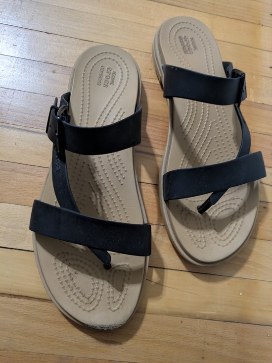CROCS Shoes - Women's Croc Sandal's